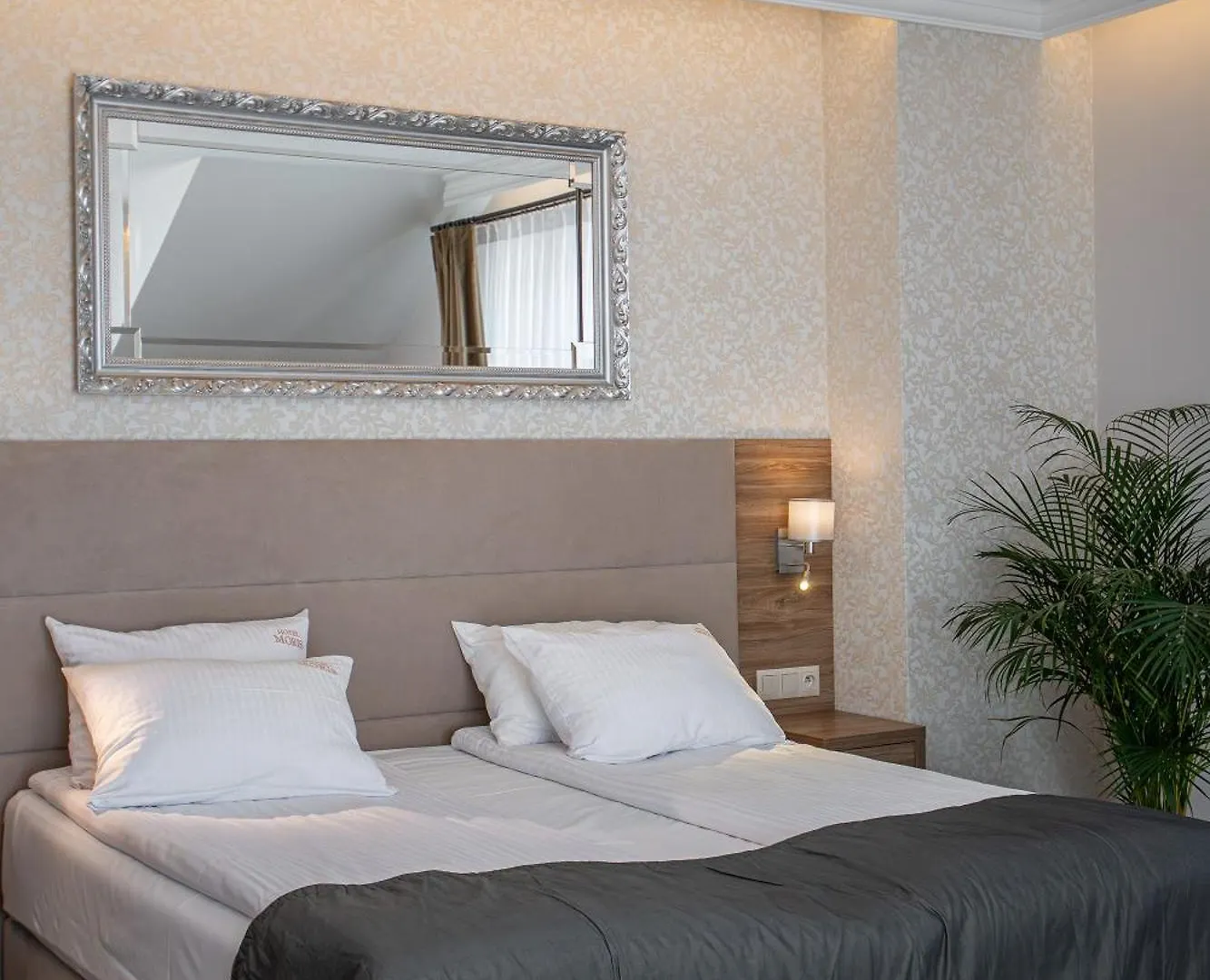 Moris Boutique Beach Hotel 格但斯克